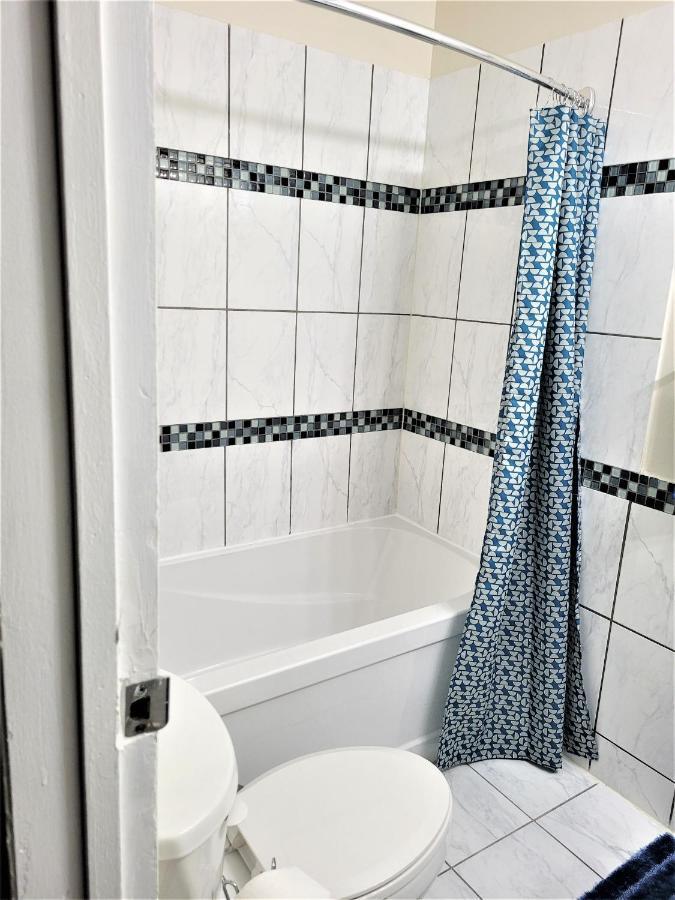 Cozy 4 Bedroom Townhouse - Peaceful Feel Of Home Winnipeg Exterior photo